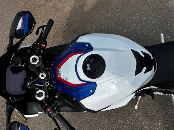 2022 BMW S 1000 RR, синий, 1750000 рублей - вид 10