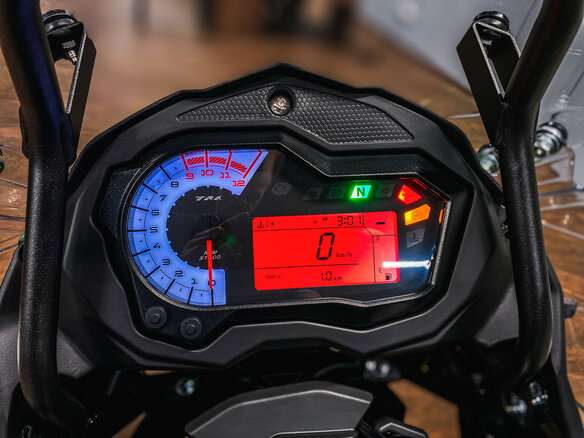 2026 Benelli TRK 502, зелёный, 629000 рублей - вид 12