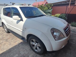 2012 SsangYong Rexton II, белый, 950000 рублей, вид 2