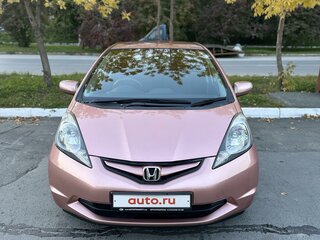 2010 Honda Fit II, красный, 1200000 рублей, вид 2