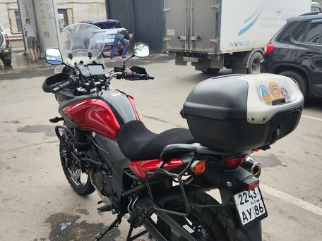 2013 Suzuki V-Strom DL 650, красный, 600000 рублей, вид 3
