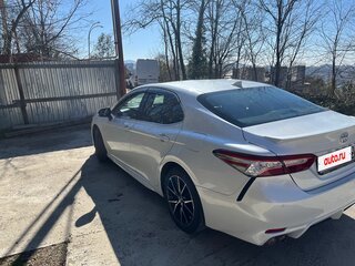 2023 Toyota Camry VIII (XV70) Рестайлинг, белый, 4750000 рублей, вид 5
