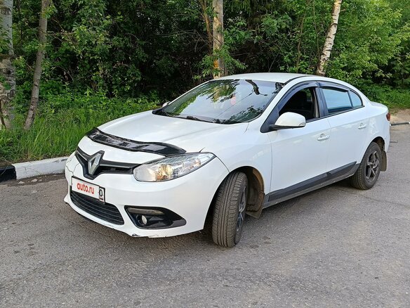 2015 Renault Fluence I Рестайлинг, белый, 450000 рублей