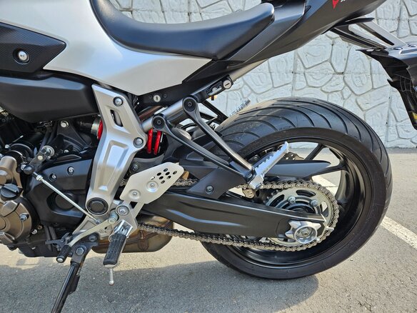 2016 Yamaha MT-07 (FZ-07), белый, 675000 рублей - вид 13