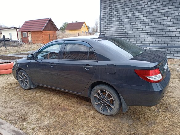 2011 BYD F3 I, чёрный, 450000 рублей - вид 4