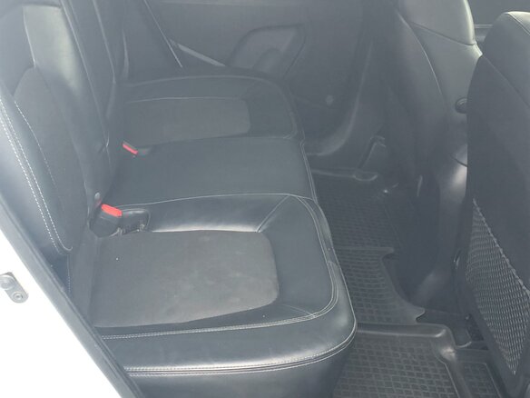 2013 Kia Sportage III, белый, 1350000 рублей - вид 16