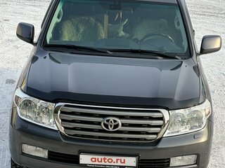 2011 Toyota Land Cruiser 200 Series, серый, 3450000 рублей, вид 2