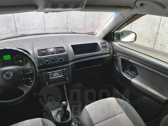 2013 Skoda Fabia II Рестайлинг, белый - вид 19