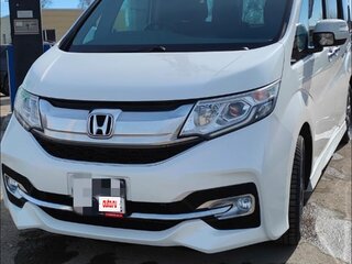 2015 Honda Stepwgn V, белый, 2257000 рублей, вид 2