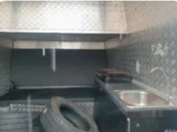 2011 Mercedes-Benz Sprinter, белый, 1900000 рублей - вид 2
