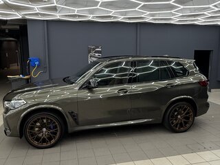 2022 BMW X5 M Competition III (F95), зелёный, 13200000 рублей, вид 4