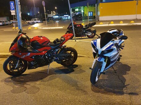 2019 BMW S 1000 RR, красный, 2000000 рублей, вид 1