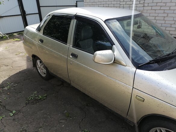 2005 Lada (ВАЗ) 2110, бежевый, 180000 рублей - вид 1