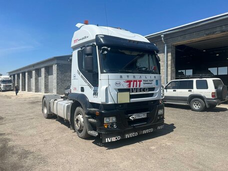 2012 Iveco Stralis, белый, 3500000 рублей, вид 2