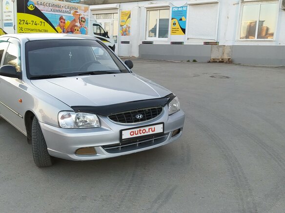 2004 Hyundai Accent II Рестайлинг, серебристый - вид 2