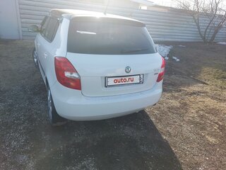 2012 Skoda Fabia II Рестайлинг, белый, 910000 рублей, вид 3