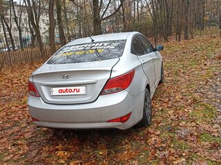 2016 Hyundai Solaris I Рестайлинг, серебристый, 597000 рублей, вид 4