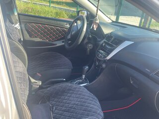 2012 Hyundai Solaris I, серебристый, 900000 рублей, вид 5