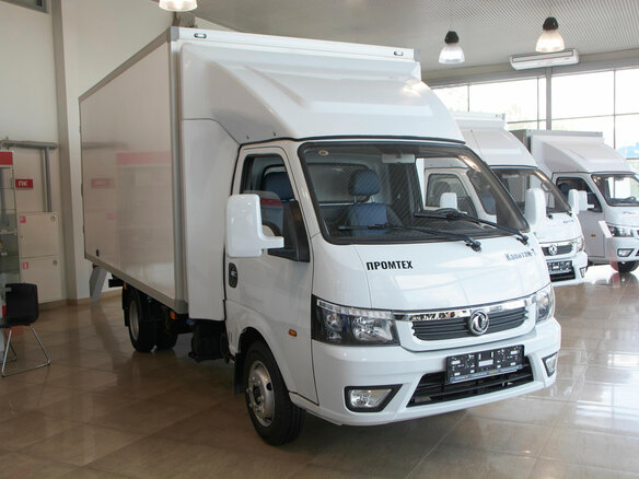 2023 Dongfeng Captain-T, белый, 2400000 рублей - вид 2