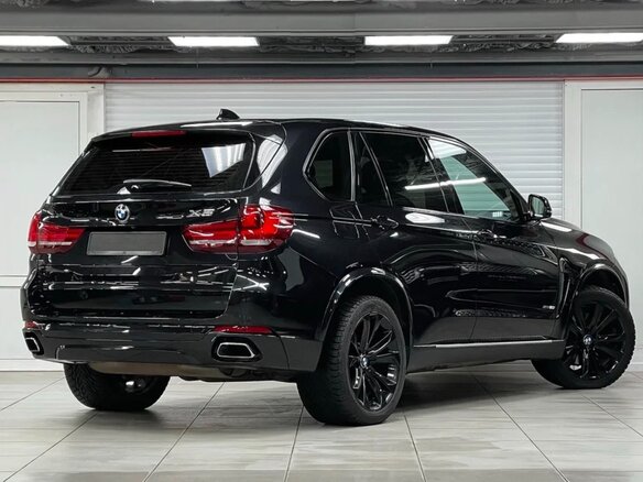 2013 BMW X5 50i III (F15), чёрный - вид 5