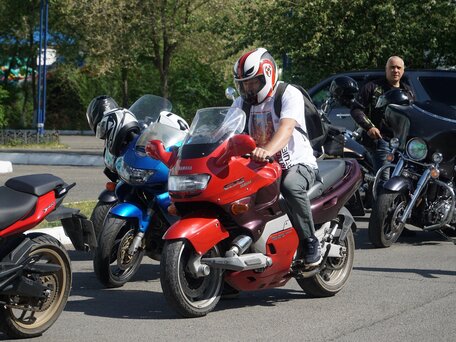 2001 Yamaha GTS1000, пурпурный, 575000 рублей, вид 1