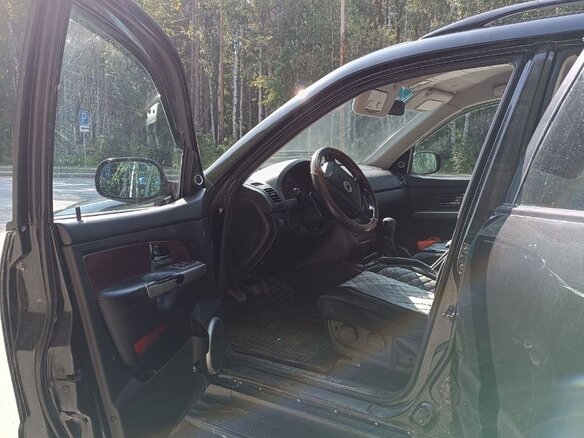 2007 SsangYong Rexton I, чёрный, 700000 рублей - вид 8