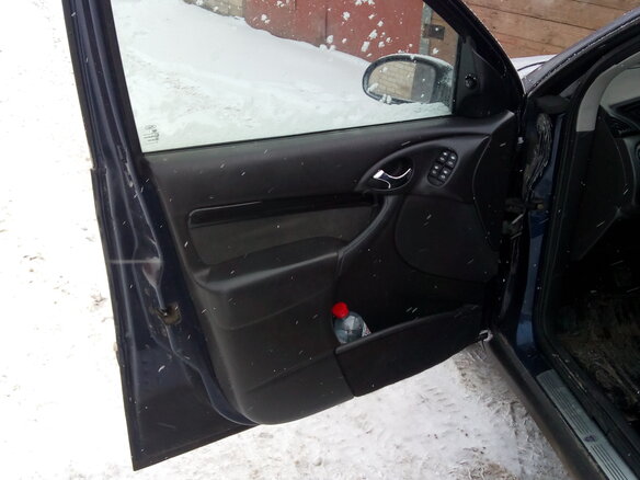 2004 Ford Focus I Рестайлинг, синий - вид 16