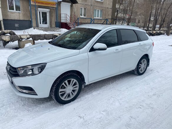 2018 Lada (ВАЗ) Vesta SW I, белый, 1200000 рублей