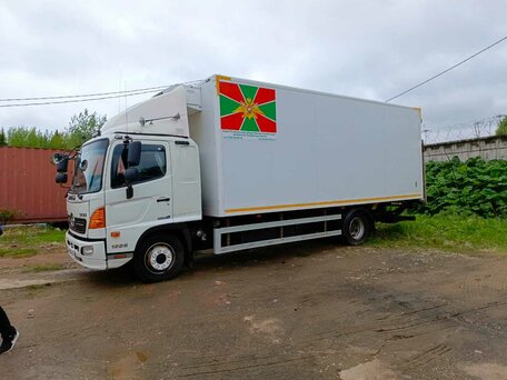 2018 Hino Series 500 (Ranger), белый, 7350000 рублей, вид 2