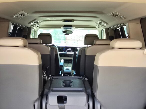 2022 Volkswagen Multivan T7, серый, 6980000 рублей - вид 5