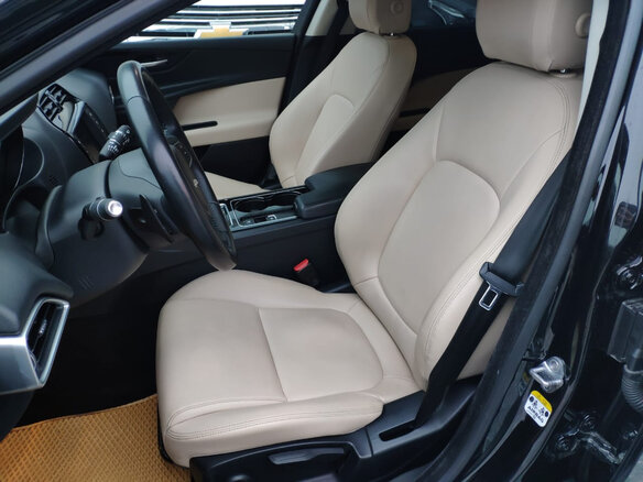 2016 Jaguar XE EcoBoost I, чёрный - вид 13