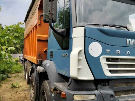 2007 Iveco Trakker, синий, 2000000 рублей, вид 3