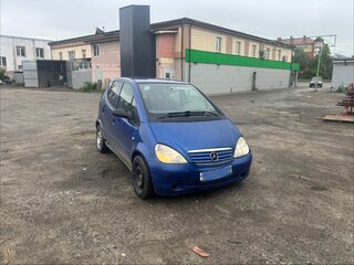 2000 Mercedes-Benz A-Класс 140 I (W168), синий, 290000 рублей, вид 1