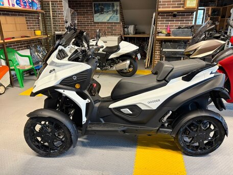 2018 Quadro 350, белый, 990000 рублей, вид 1