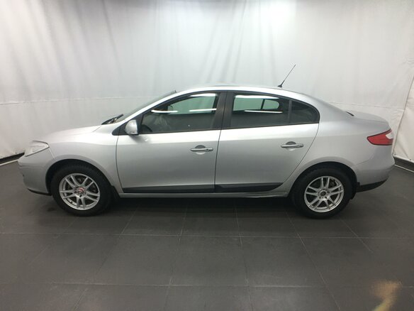 2010 Renault Fluence I, голубой - вид 14