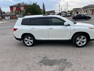 2012 Toyota Highlander II (XU40) Рестайлинг, белый, 1950000 рублей, вид 3