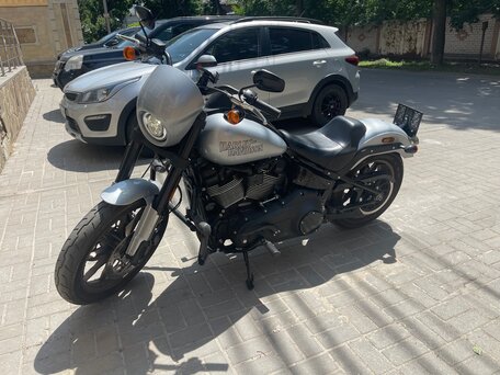 2019 Harley-Davidson Low Rider, серый, 1680000 рублей, вид 2