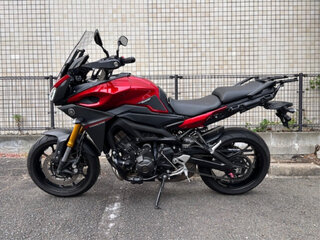 2016 Yamaha MT-09 Tracer (FJ-09), красный, 800000 рублей, вид 3
