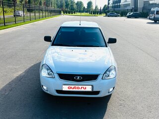 2015 Lada (ВАЗ) Priora I Рестайлинг, белый, 630000 рублей, вид 1