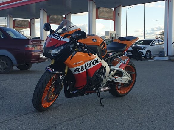 2013 Honda CBR 1000 RR/RA Fireblade, оранжевый, 950000 рублей - вид 23