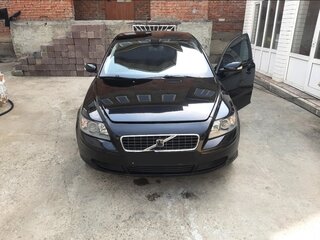 2004 Volvo S40 II, чёрный, 450000 рублей, вид 1