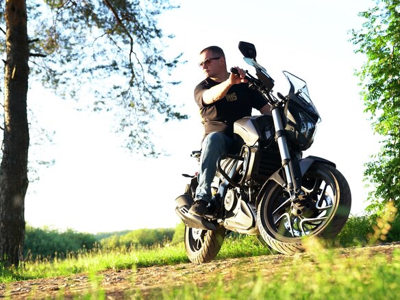 2023 Bajaj Dominar 400, чёрный, 440000 рублей - вид 14