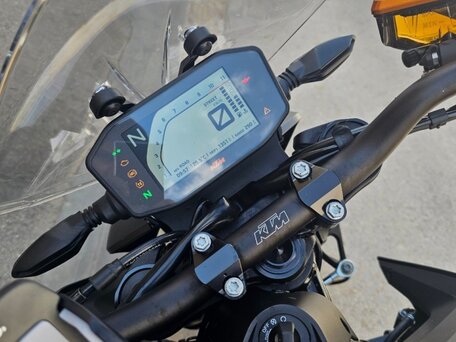 2021 KTM 890 Duke, чёрный, 1150000 рублей, вид 4