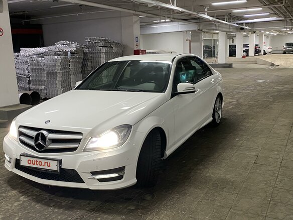 2012 Mercedes-Benz C-Класс 180 III (W204) Рестайлинг, белый - вид 2