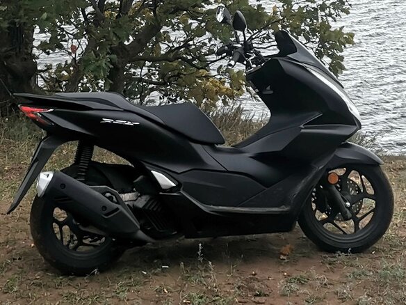 2021 Honda PCX 125, чёрный, 350000 рублей
