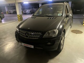 2007 Mercedes-Benz M-Класс 500 II (W164), чёрный, 3000001 рублей, вид 2