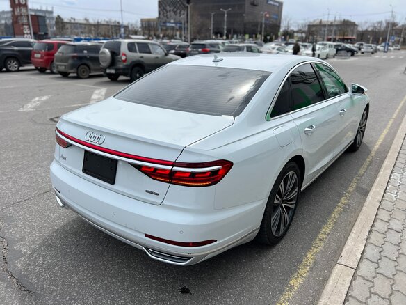 2018 Audi A8 Long 60 TFSI IV (D5), белый, 6888888 рублей - вид 11