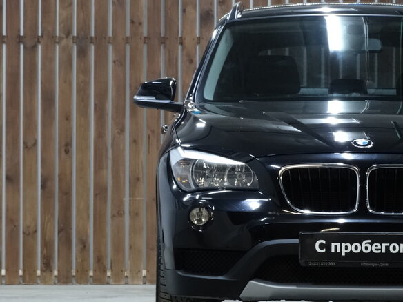 2014 BMW X1 20i I (E84) Рестайлинг, чёрный - вид 3