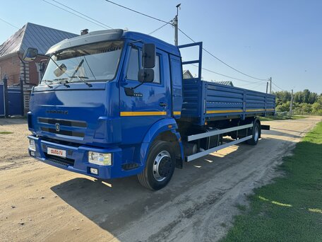 2020 КамАЗ 4308, синий, 4190000 рублей, вид 1