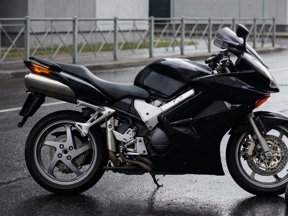 2005 Honda VFR 800, чёрный, 445000 рублей